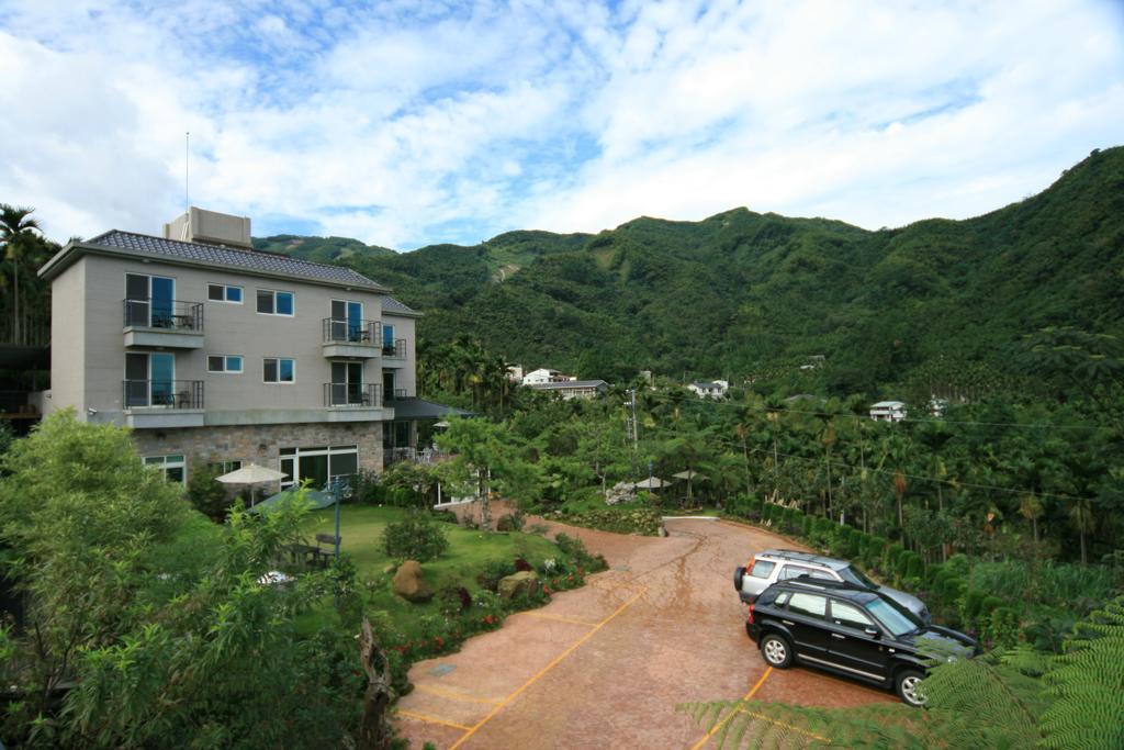 溪頭吉野民宿ji-Ye Lugu Buitenkant foto